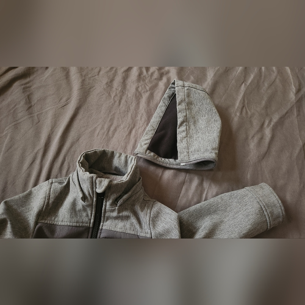 Coat/rain Jacket - Picture 8 of 8